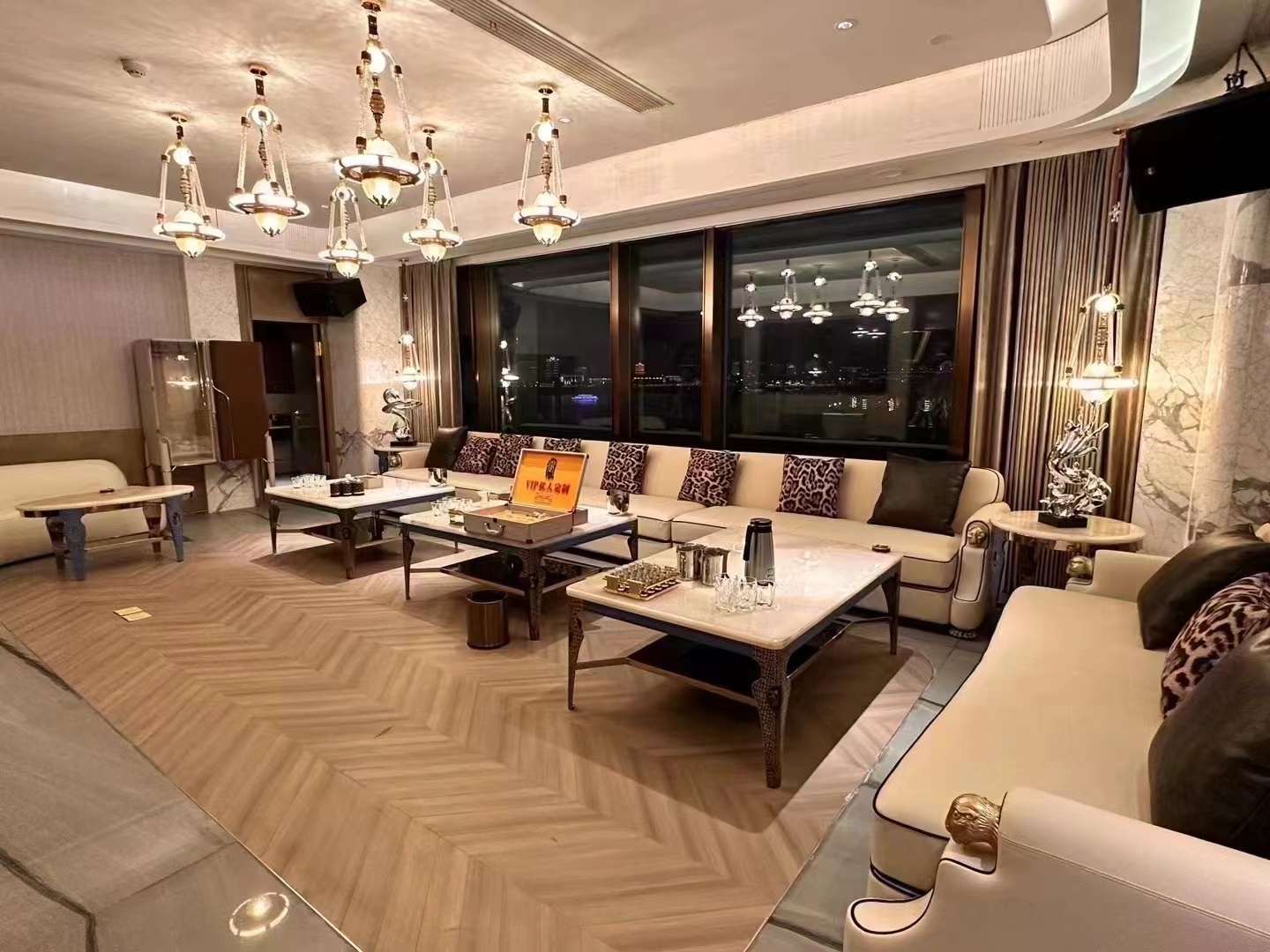 梧州ktv预订推荐哪里有商务ktv选择-藤县ktv预订